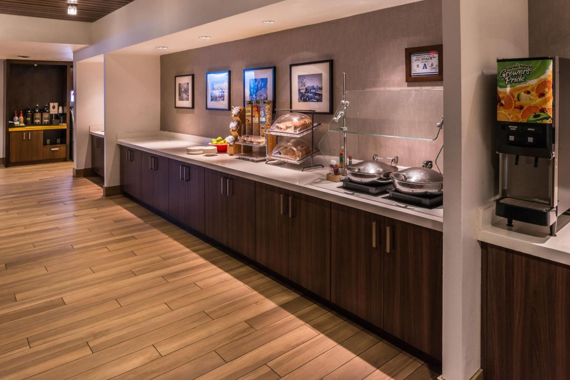 Fairfield Inn Las Vegas Convention Center Dış mekan fotoğraf