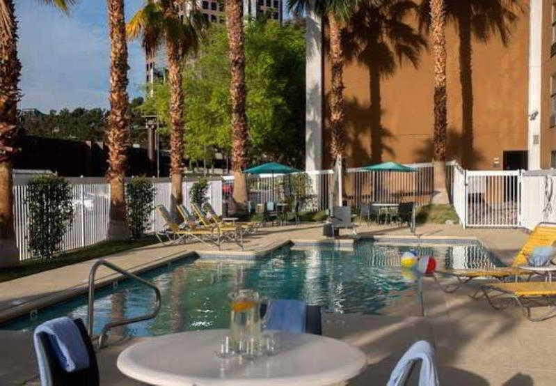 Fairfield Inn Las Vegas Convention Center Dış mekan fotoğraf